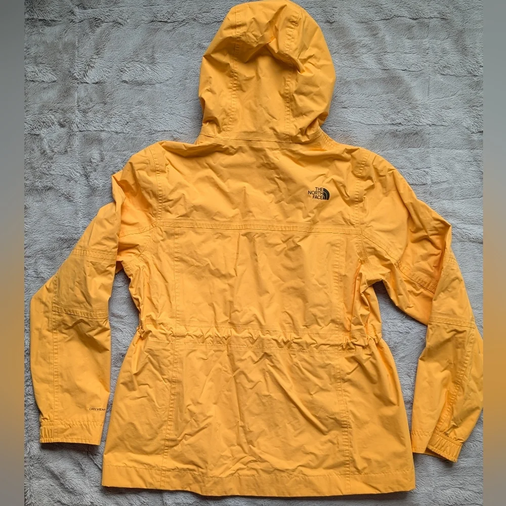 The North Face Zoomie Rain Jacket - Picture 2 of 7